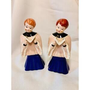 Set of 2 Vintage Christmas Carolers